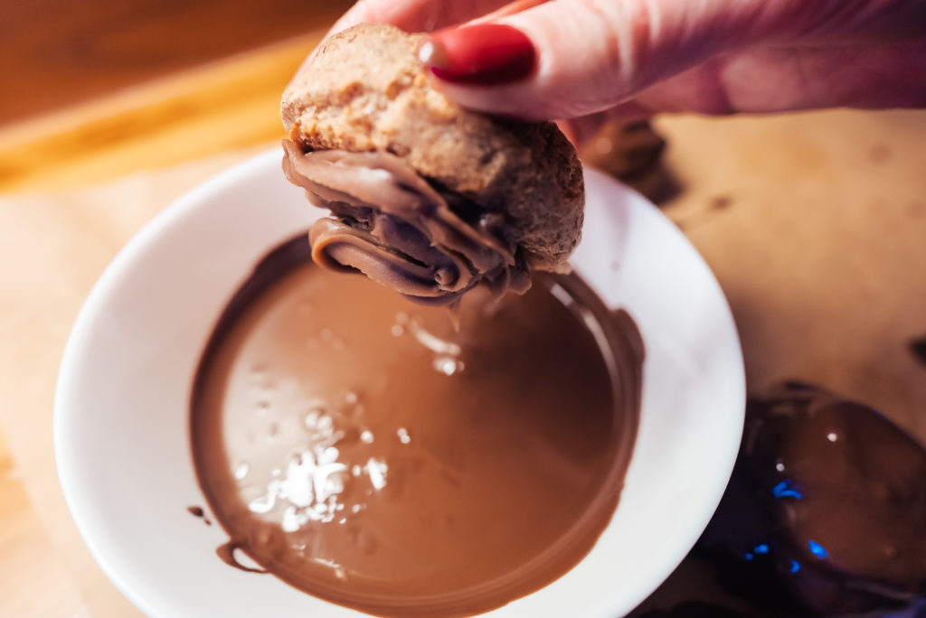 dipping sarah bernhardt cookies in chocolate