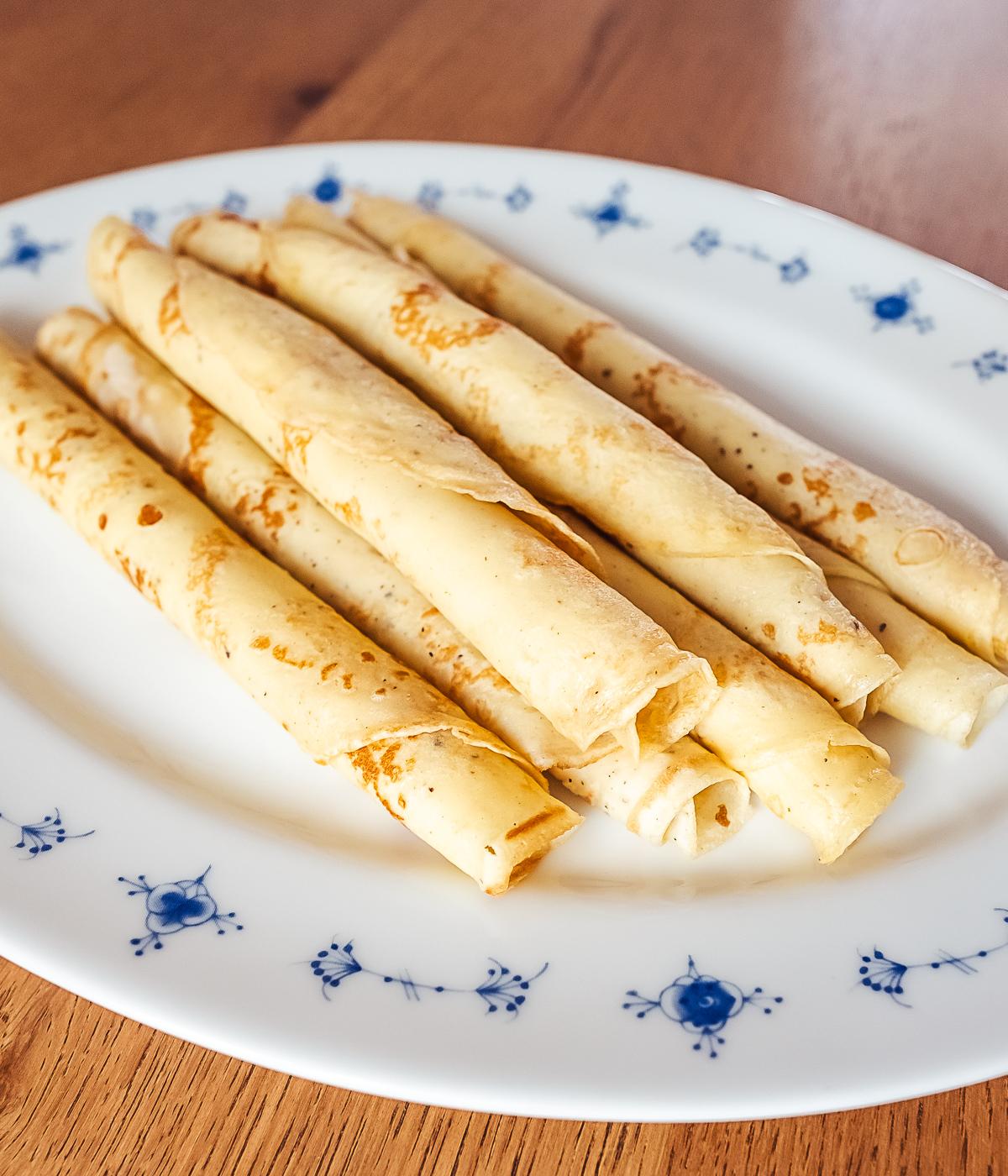 Danish pancakes (pandekager)