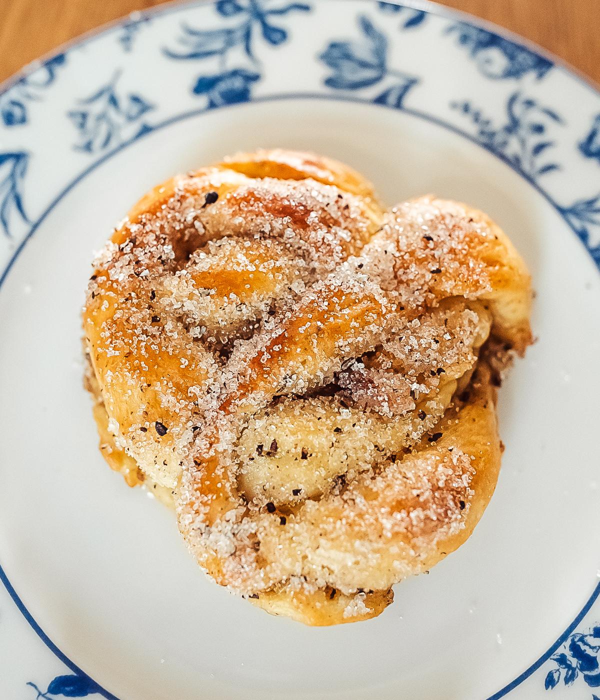 kardemummabullar Swedish cardamom buns