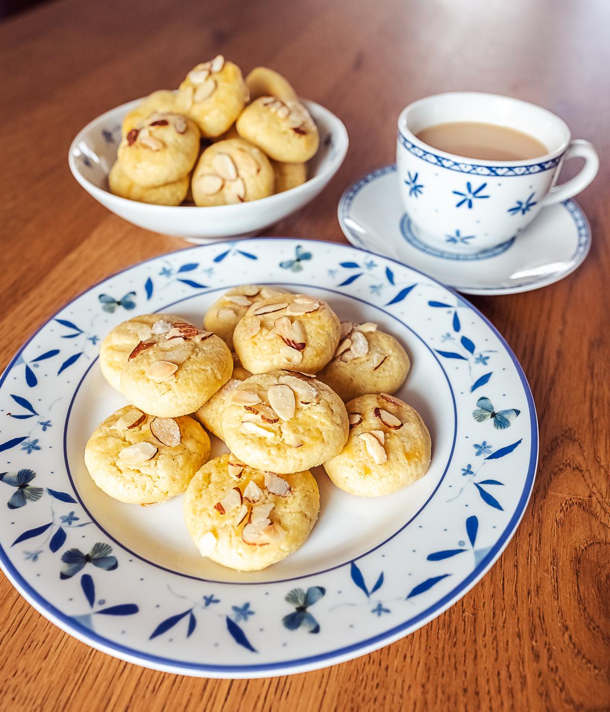 Norwegian butter cookies (serinakaker)