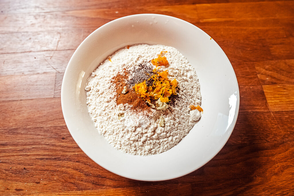 dry ingredients for pebernødder