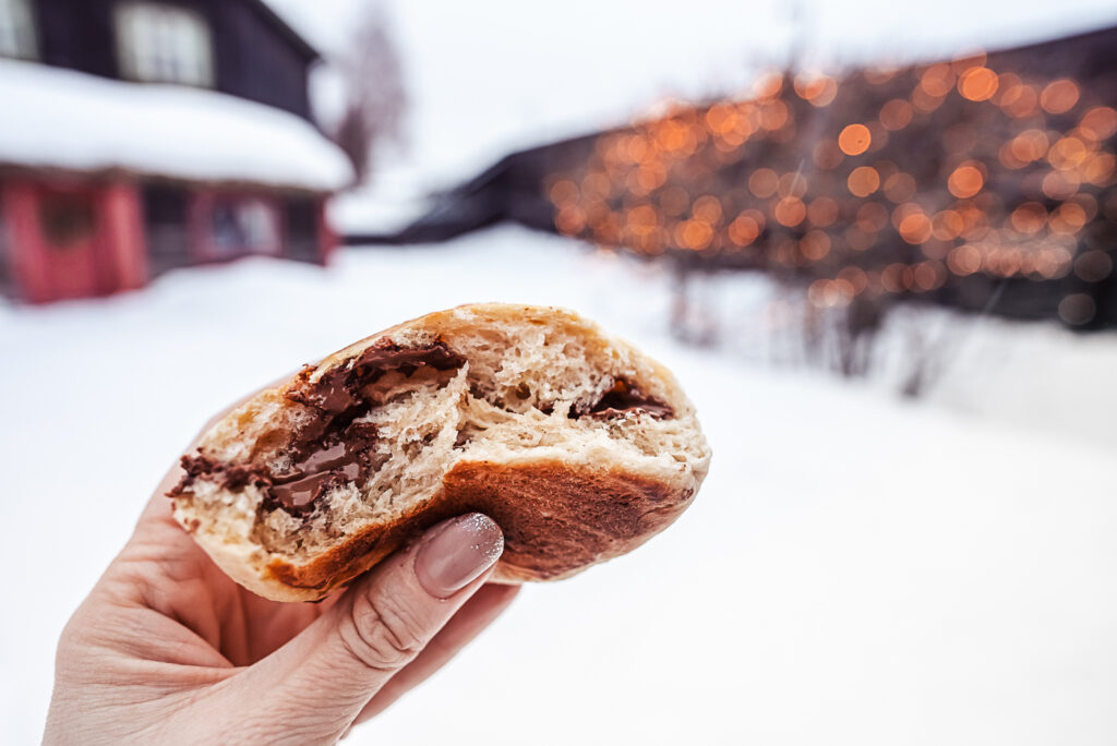 sjokoladebolle chocolate bun
