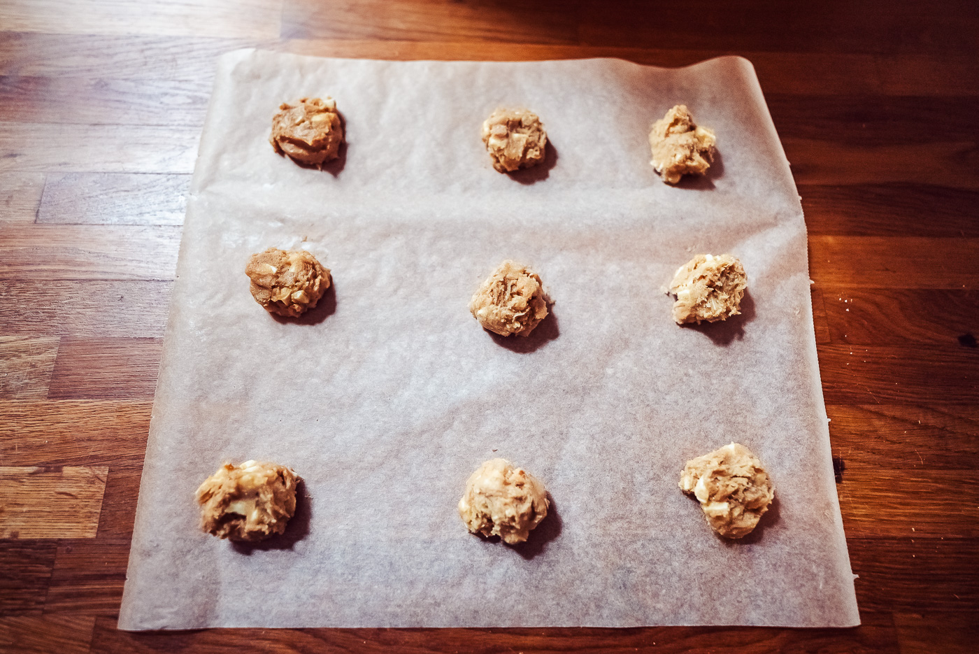 brown cheese white chocolate cookie dough