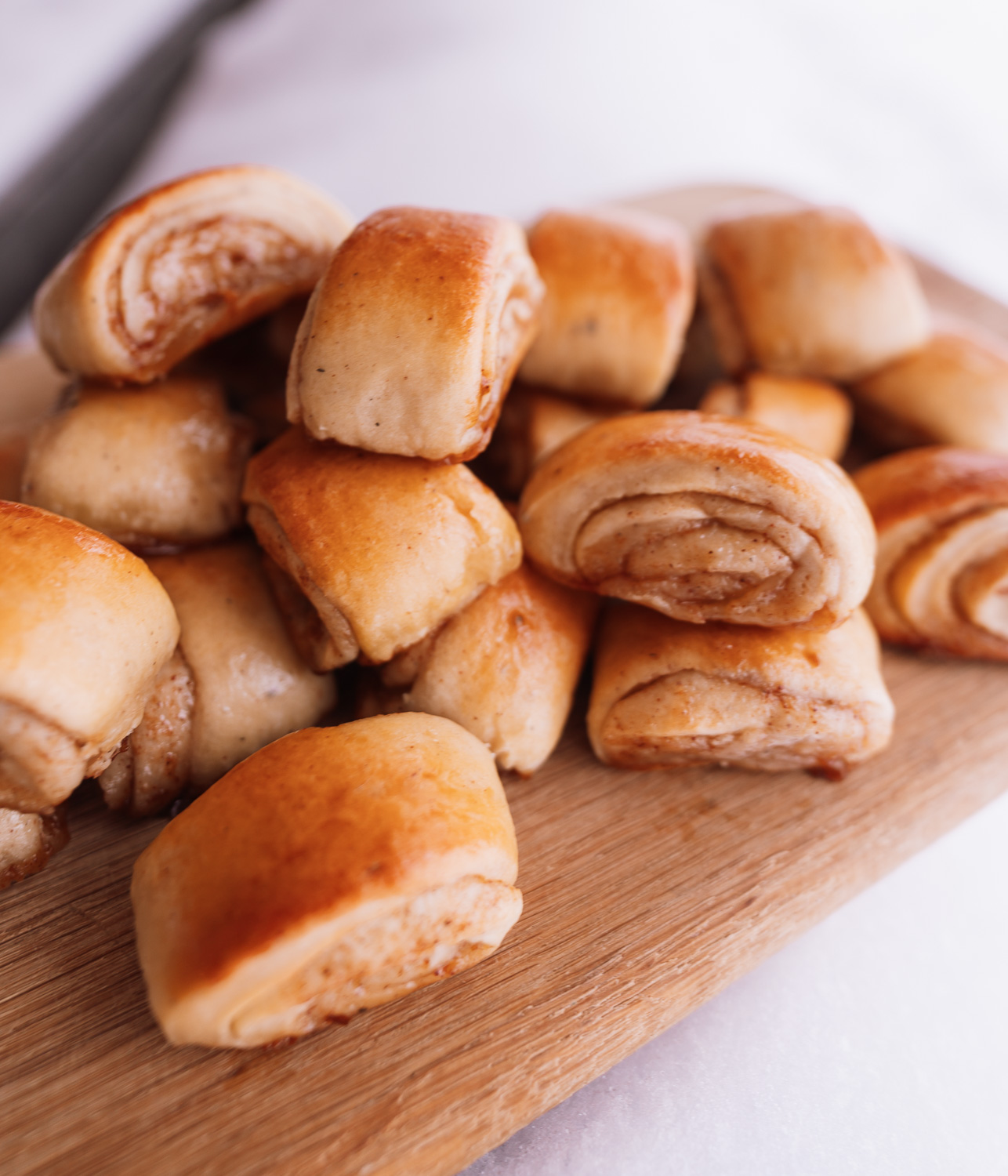 Swedish gifflar (mini cinnamon rolls)