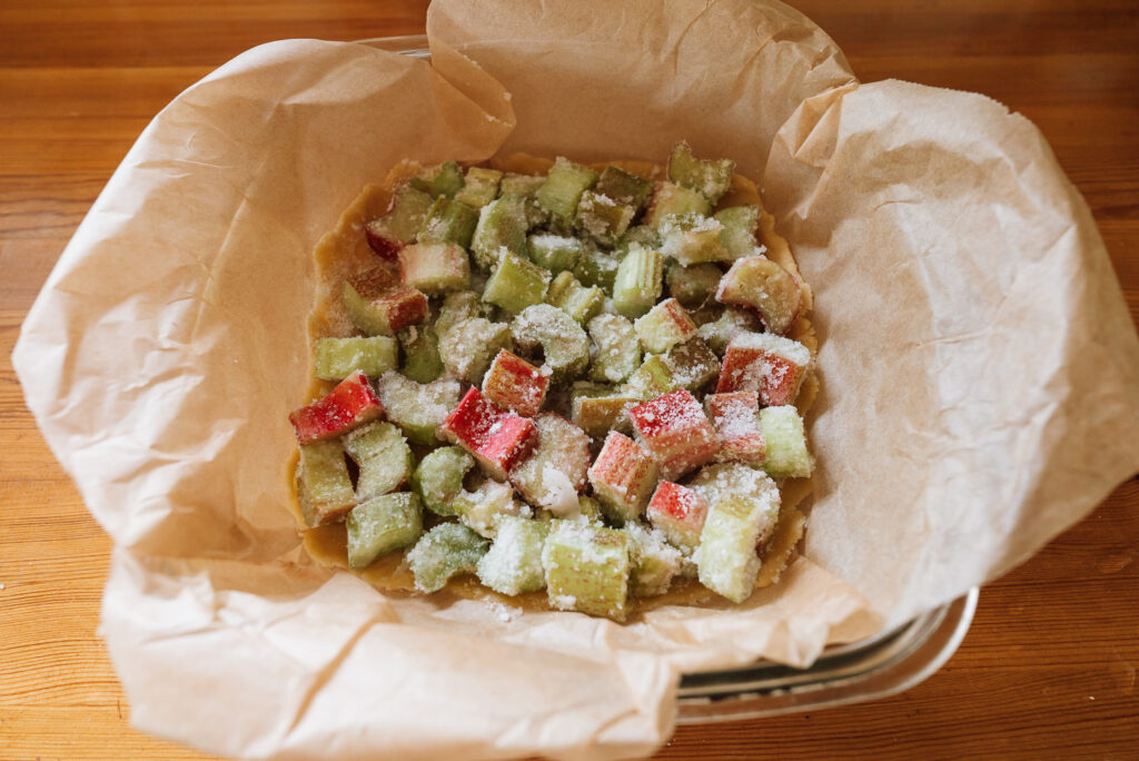 rhubarb pie filling raw